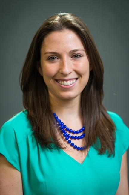 Florida Veterinary Student Named 2016 National Winner of the Bayer Excellence in Communication Award