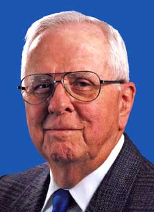Penn Vet Educator, Equine Surgeon Charles Raker Dies at 93