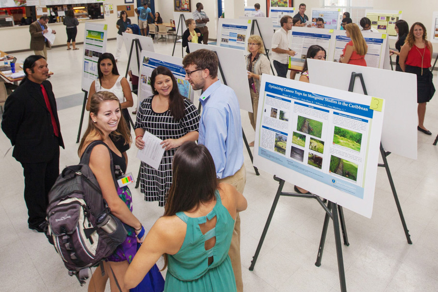 Ross University Hosts Second Annual Student Research Day