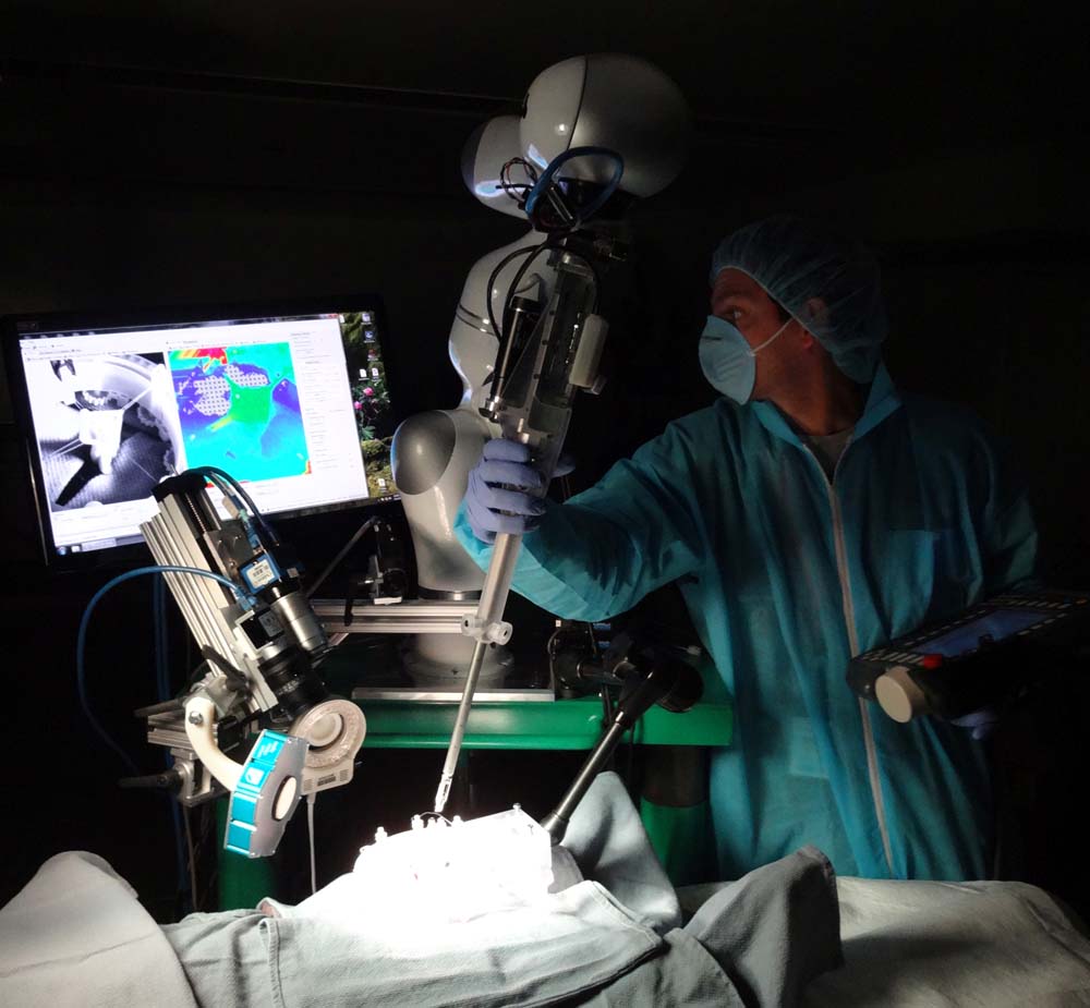 Study: Autonomous Robot Outperforms Standard Surgery Techniques