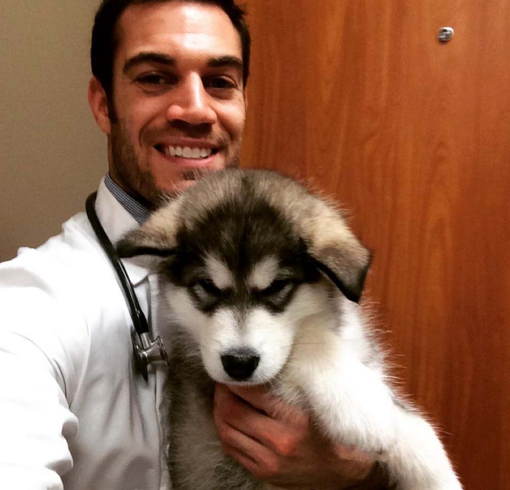 Sexiest Veterinarian Still Pretty Damn Sexy
