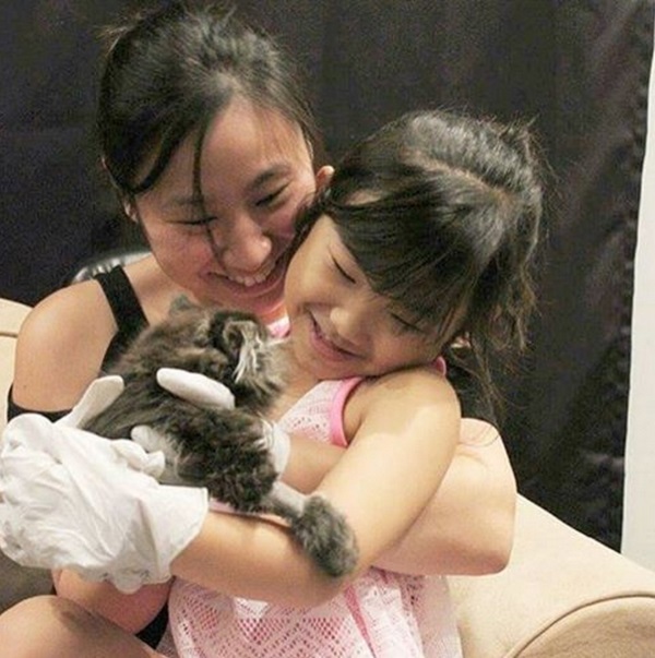 6-Year-Old Aspiring Veterinarian Raises Money To Help Disabled Kitten
