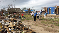 Oklahoma Veterinarians Rise To Challenge In Wake Of Moore Tornado
