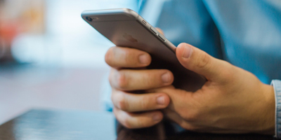 Two-way texting service available for veterinarians and pet owners