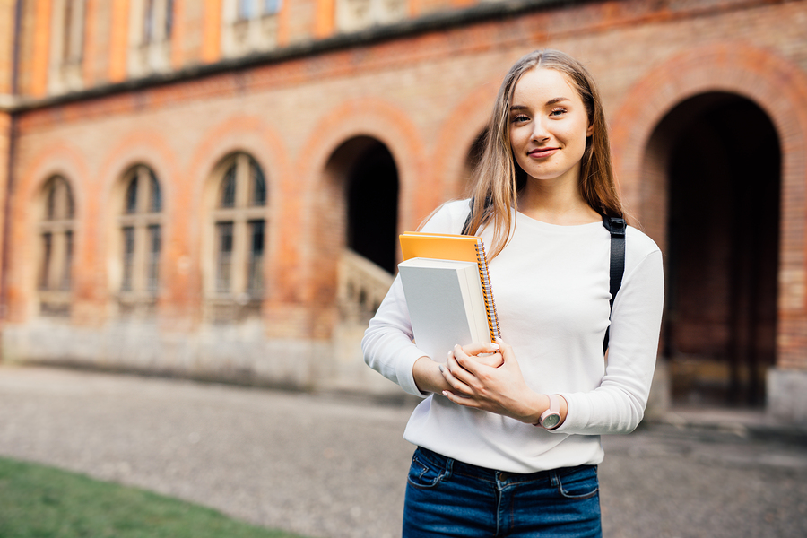 HSVMA accepting applications for veterinary student scholarship