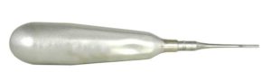 This luxating-type elevator features a “standard” handle and shank. With an overall length of approximately 6 in., this handle and shank length combination is too large to properly fit the hands of most veterinarians.